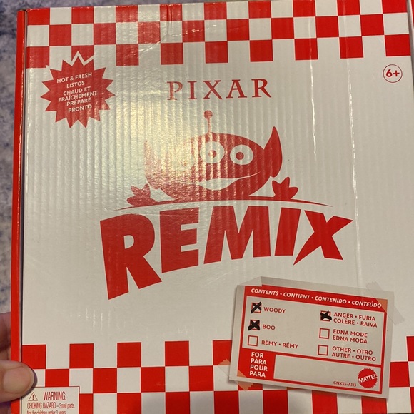 Disney Pixar Aliens Remix - Picture 2 of 2